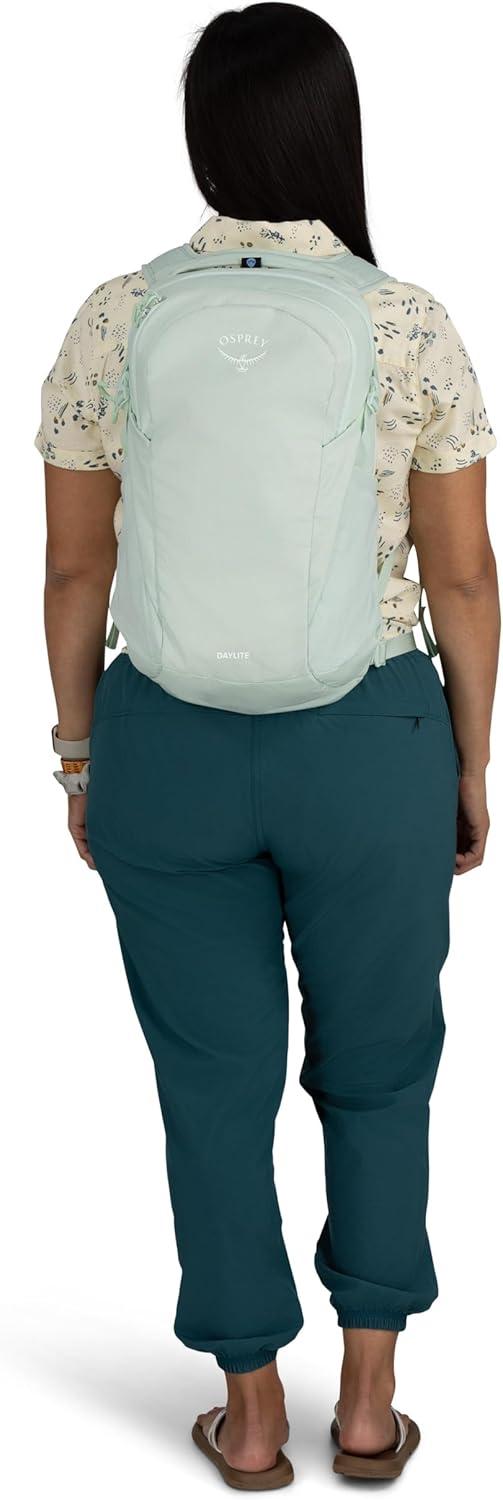 imageOsprey Daylite Commuter BackpackCascade BlueLatte Brown