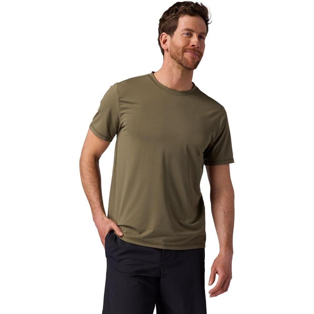 imageBackcountry Tahoe Sun ShortSleeve Crew  MensKalamata