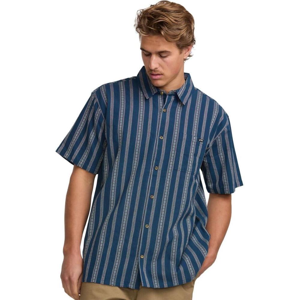 imageBillabong Mens Classic Sundays Woven Short Sleeve ShirtMidnight S125