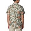 Columbia Men’s Silver Ridge Utility Lite Novelty Short Sleeve(Ancient Fossil Floriculture)