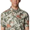 Columbia Men’s Silver Ridge Utility Lite Novelty Short Sleeve(Ancient Fossil Floriculture)