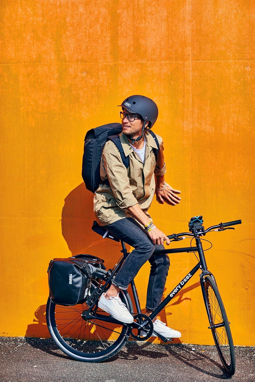 imageThule Shield Bike Pannier BagBlack