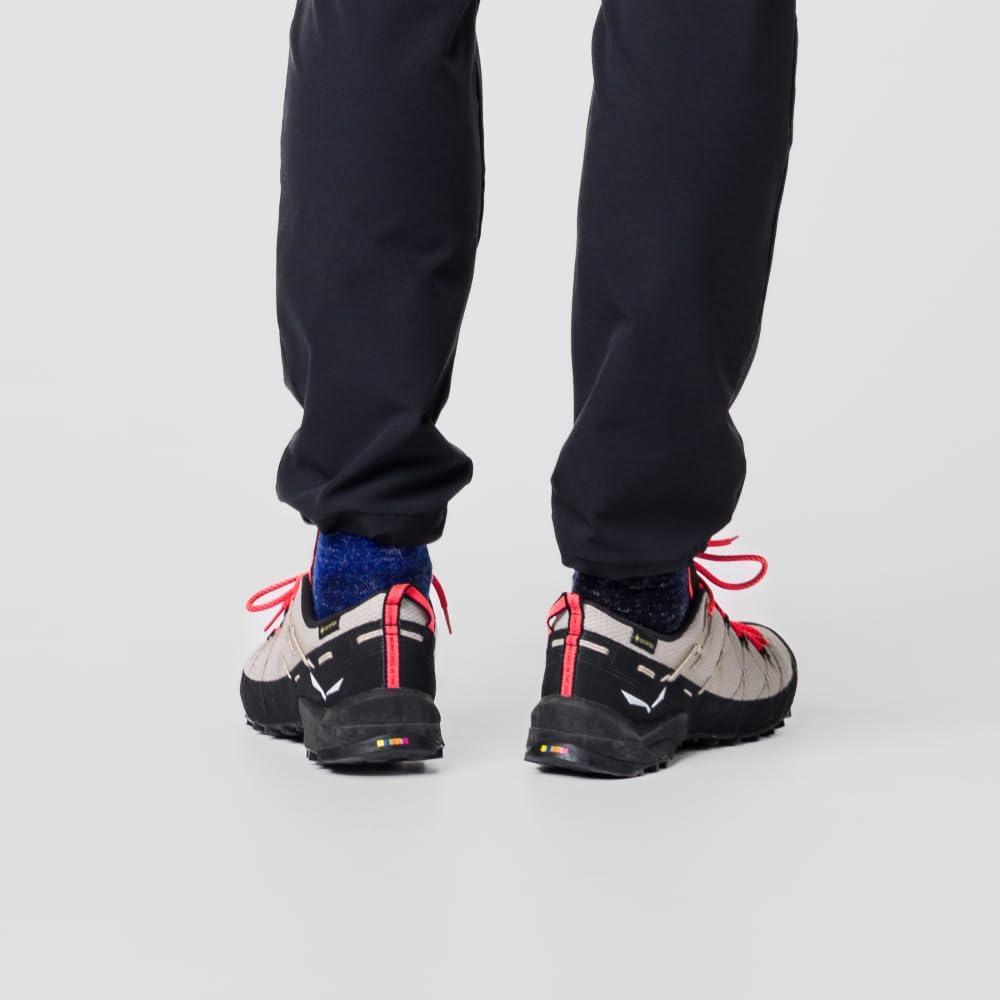 imageSalewa Mens Wildfire 2 GTX Shoe GTX Waterproof GoreTex Trail Shoe for Hiking ampamp TrekkingSyrahBlack