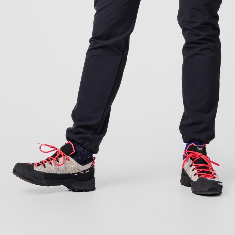 imageSalewa Mens Wildfire 2 GTX Shoe GTX Waterproof GoreTex Trail Shoe for Hiking ampamp TrekkingSyrahBlack